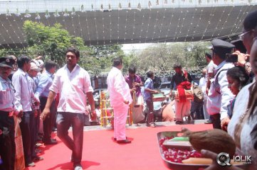 Pranitha Launches RS Brothers Showroom